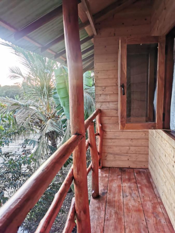 Lake Side View Cabana Tissamaharama Luaran gambar